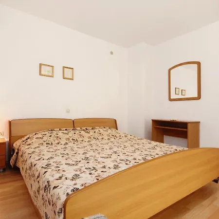 With Parking Space Orebic, Peljesac - 10194