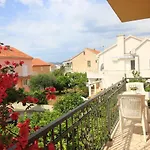 Apartman With Parking Space Orebic, Peljesac - 10194 Orebić