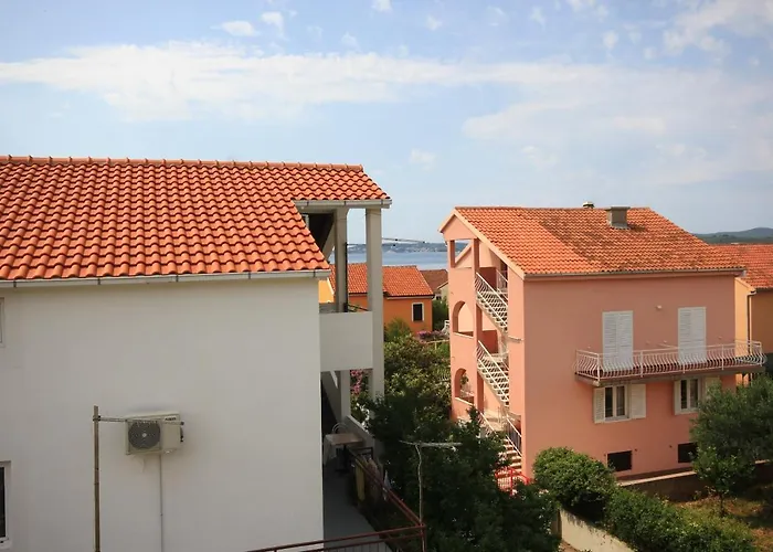 With Parking Space Orebic, Peljesac - 10194 オレビック